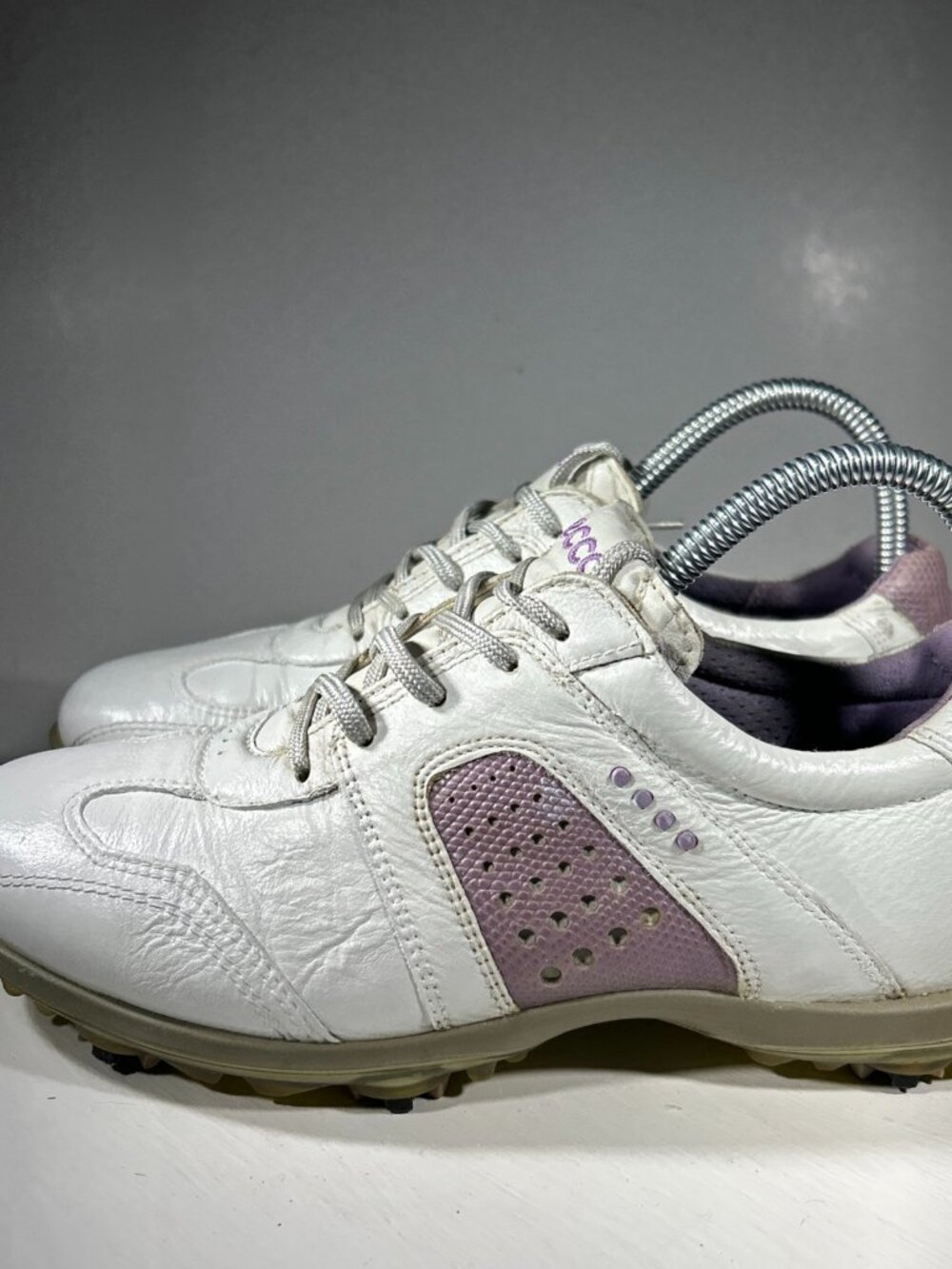 ECCO Womens Leather Golf Shoes Cleats Size 6.5 EU 37 White Purple Golfing Lace